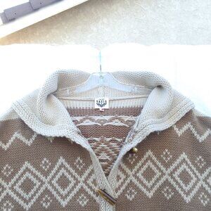 Bundle sunglasses&luxury stylish knit cropped-style hooded warm sweater shawl